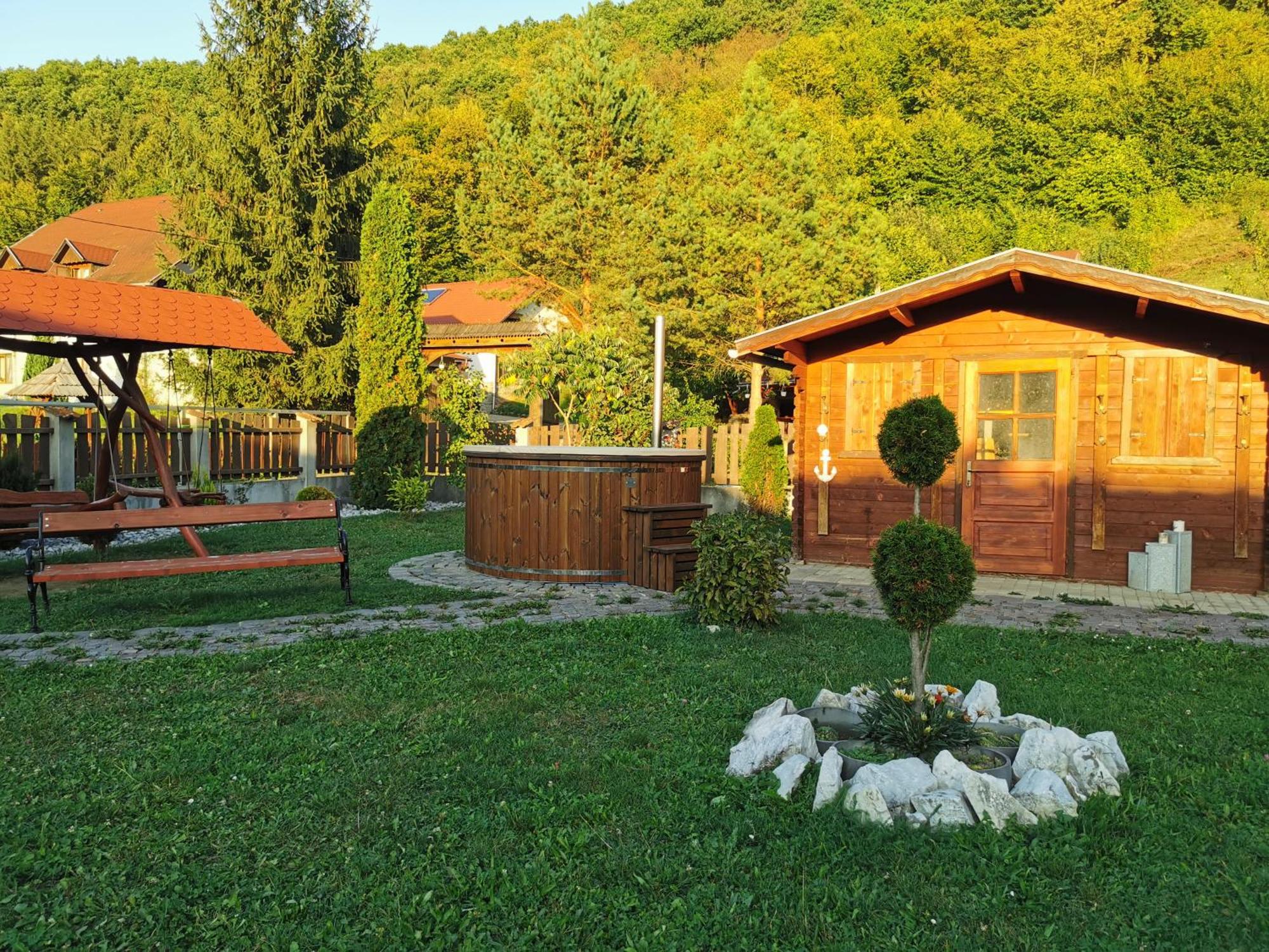 Olimpia Villa Tibod Екстер'єр фото