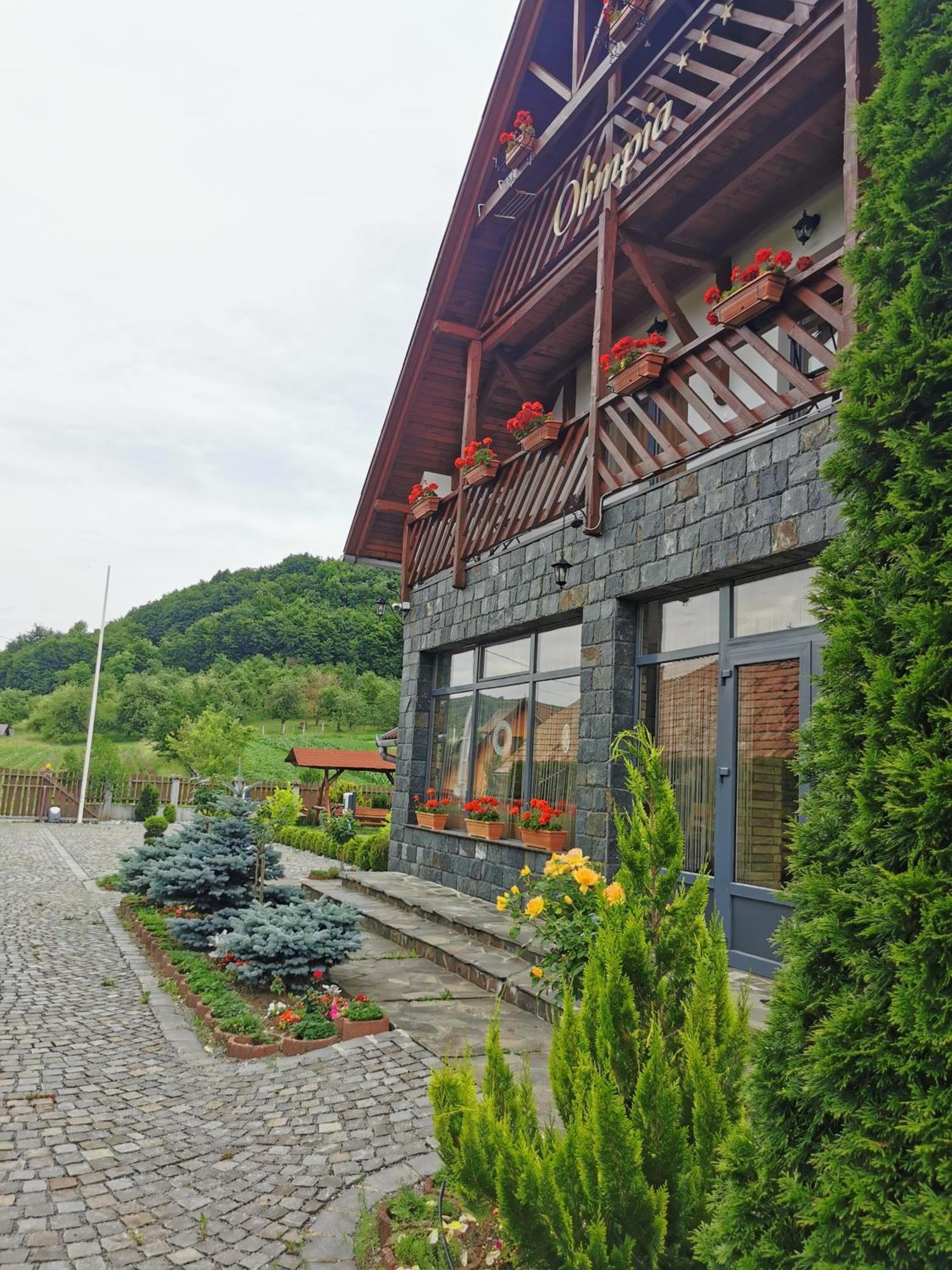 Olimpia Villa Tibod Екстер'єр фото